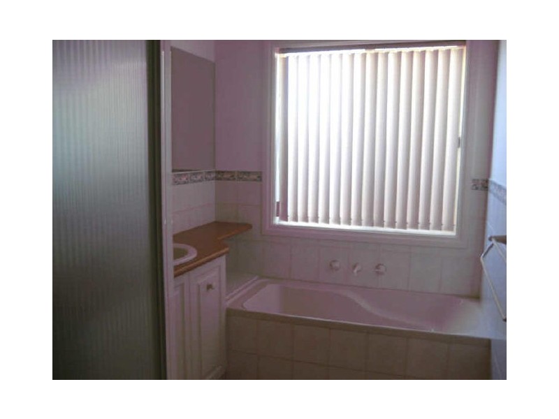 11 Flinders Street, Renmark SA 5341