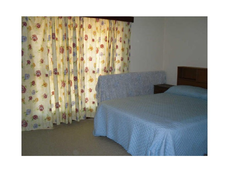 12 Vivian Cock Street, Berri SA 5343