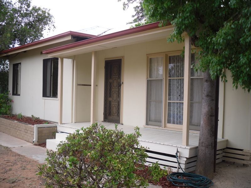 5 Coombe Street, Berri SA 5343