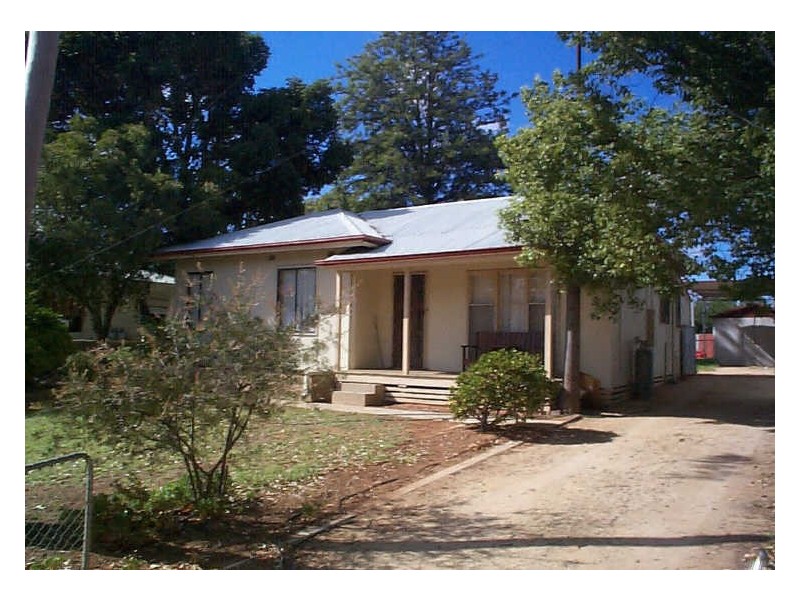 5 Coombe Street, Berri SA 5343