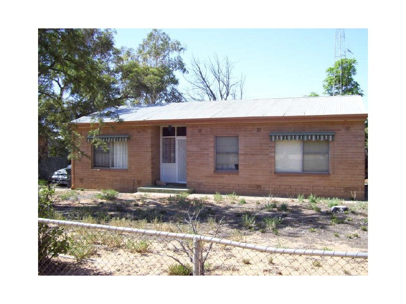 25 McGregor Street, Berri SA 5343