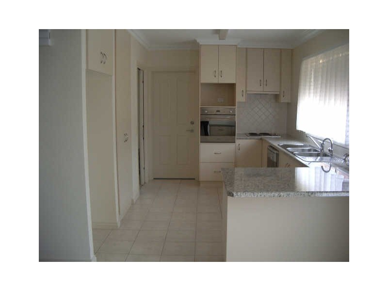 8 Affleck Court, Berri SA 5343