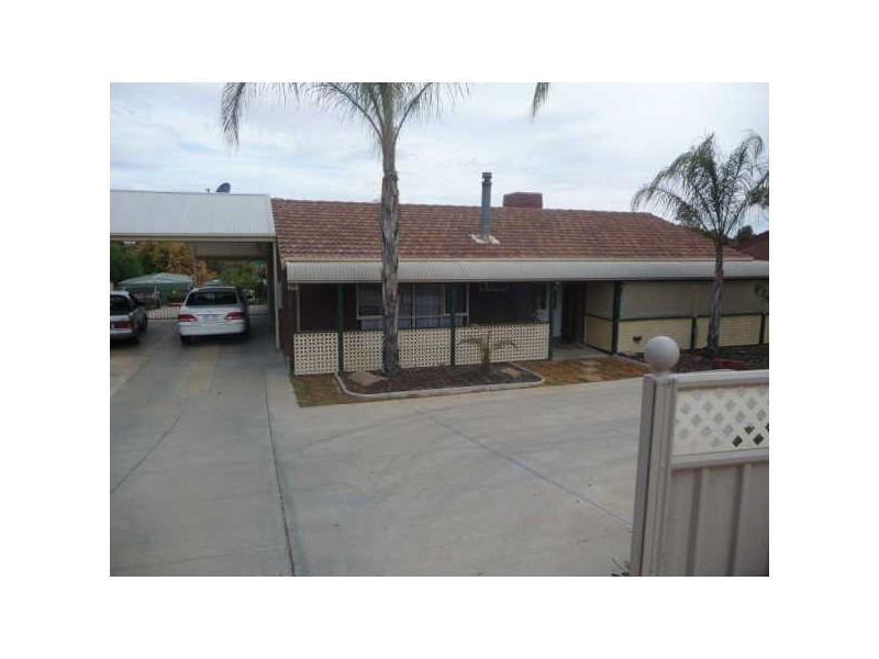 16 O’Malley Street, Berri SA 5343