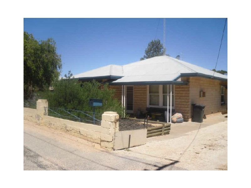 4 Wishart Street, Berri SA 5343