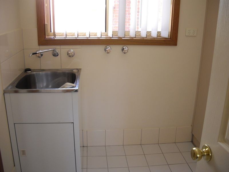 74A & 74B Derrick Street, Berri SA 5343