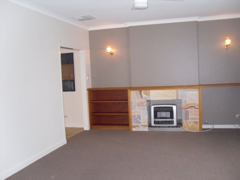 10 Derrick Street, Berri SA 5343