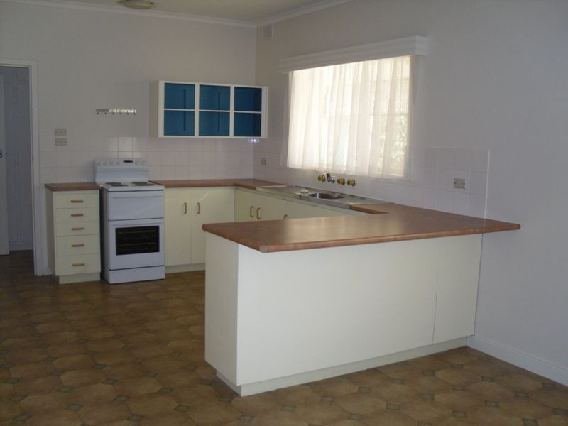 10 Derrick Street, Berri SA 5343