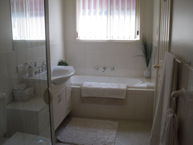 4 26 Cedar Avenue, Renmark SA 5341