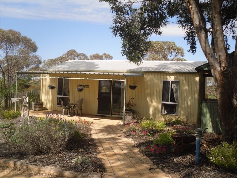 75 Goodes Road, Loxton SA 5333