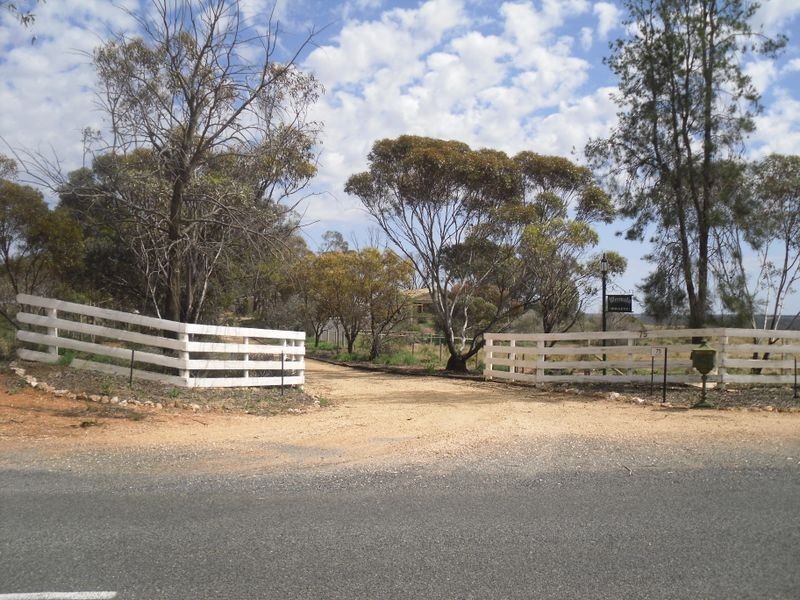 75 Goodes Road, Loxton SA 5333