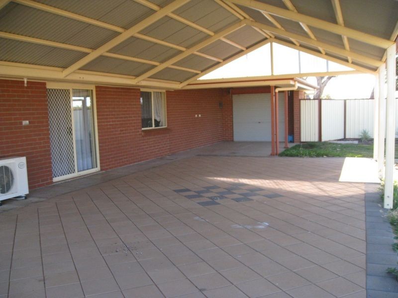 18 French Road, Loxton SA 5333