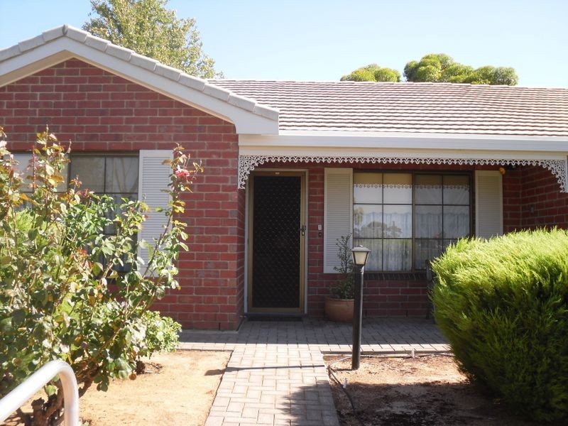 1 11 Scott Avenue, Barmera SA 5345
