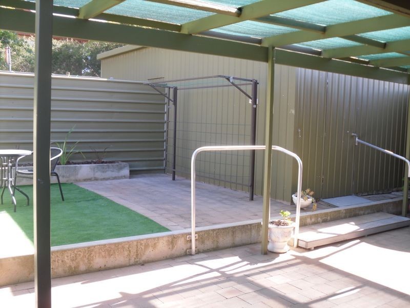 1 11 Scott Avenue, Barmera SA 5345