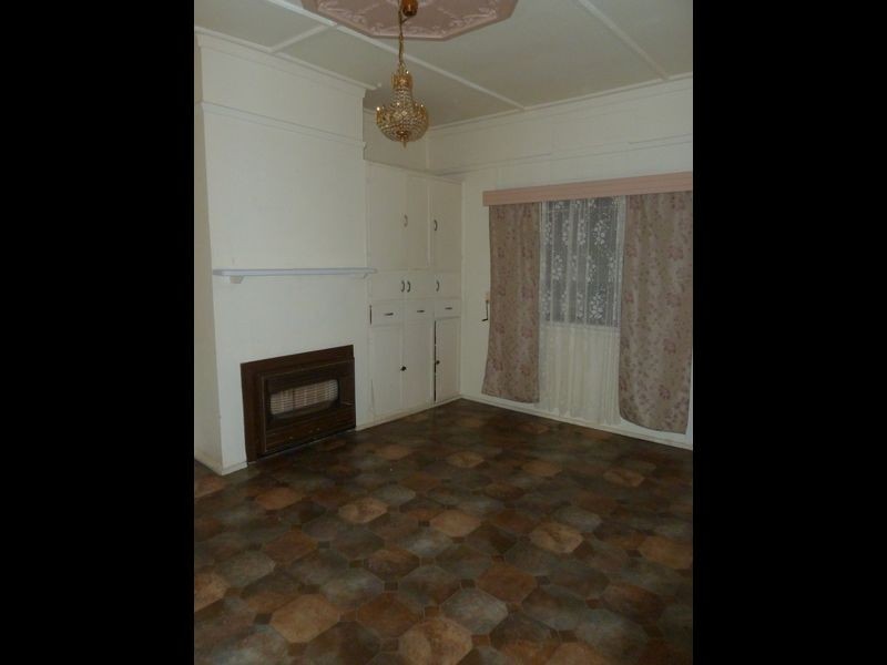 24 Dickerson Street, Barmera SA 5345
