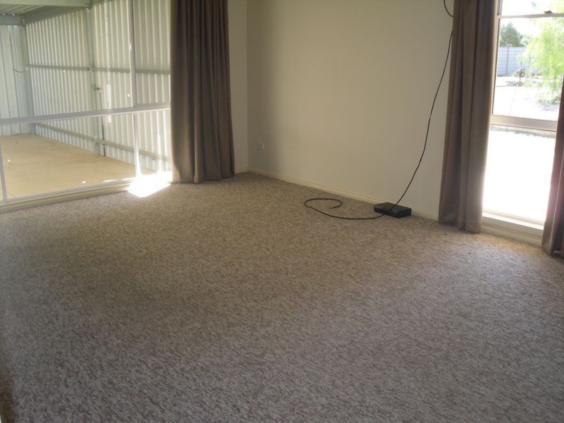 71 Crossing Rd, Berri SA 5343