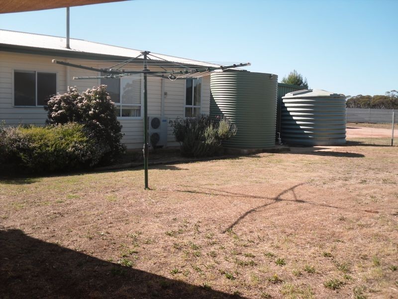 71 Crossing Rd, Berri SA 5343