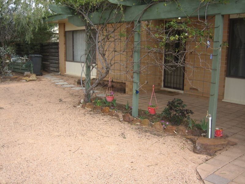 2 Napier Crt, Berri SA 5343