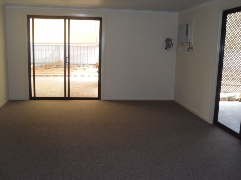 2 Napier Crt, Berri SA 5343