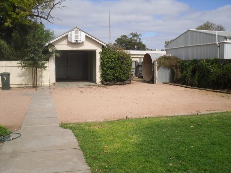203 Fifteenth St, Renmark SA 5341