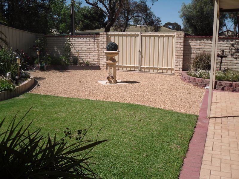 31 Hawdon St, Barmera SA 5345