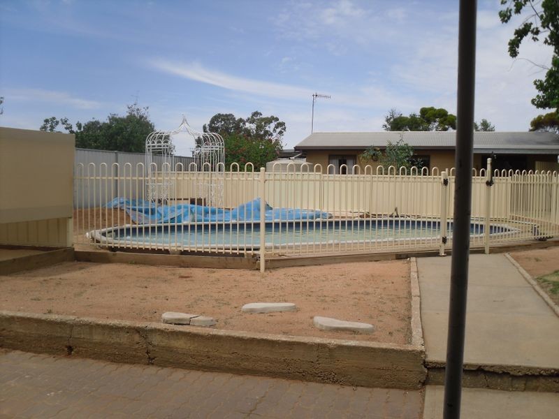 14 Waltham Street, Berri SA 5343