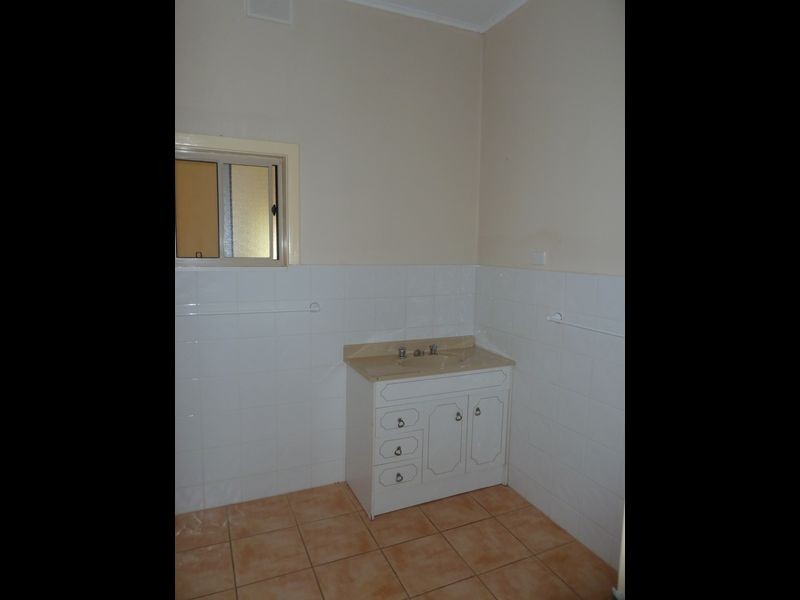 30 Dickerson Street, Barmera SA 5345