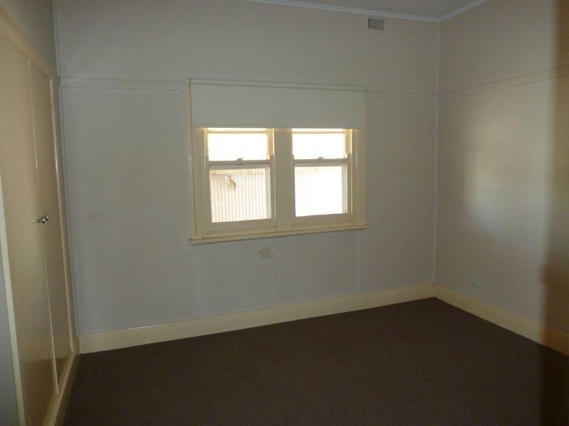 30 Dickerson Street, Barmera SA 5345