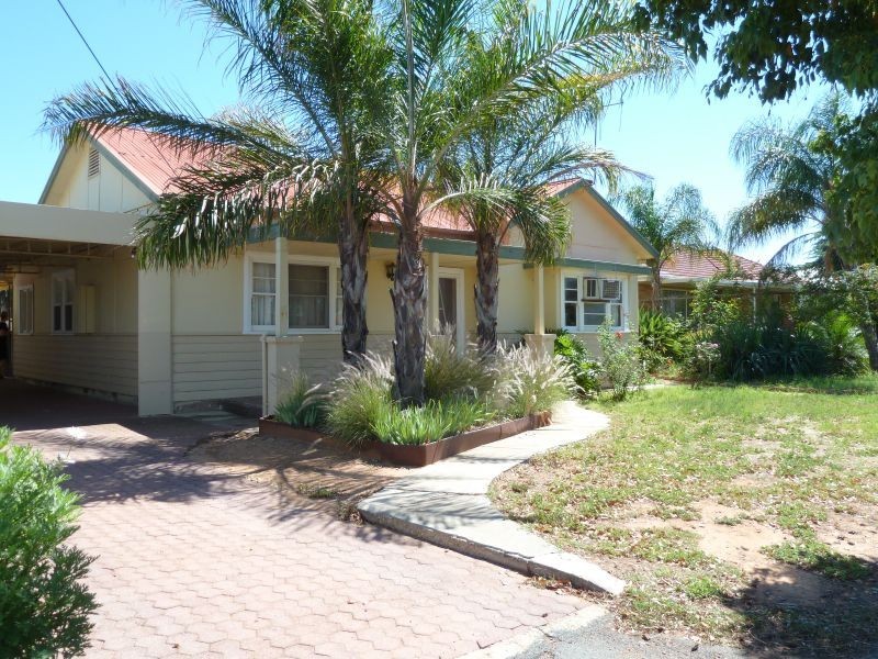 30 Dickerson Street, Barmera SA 5345