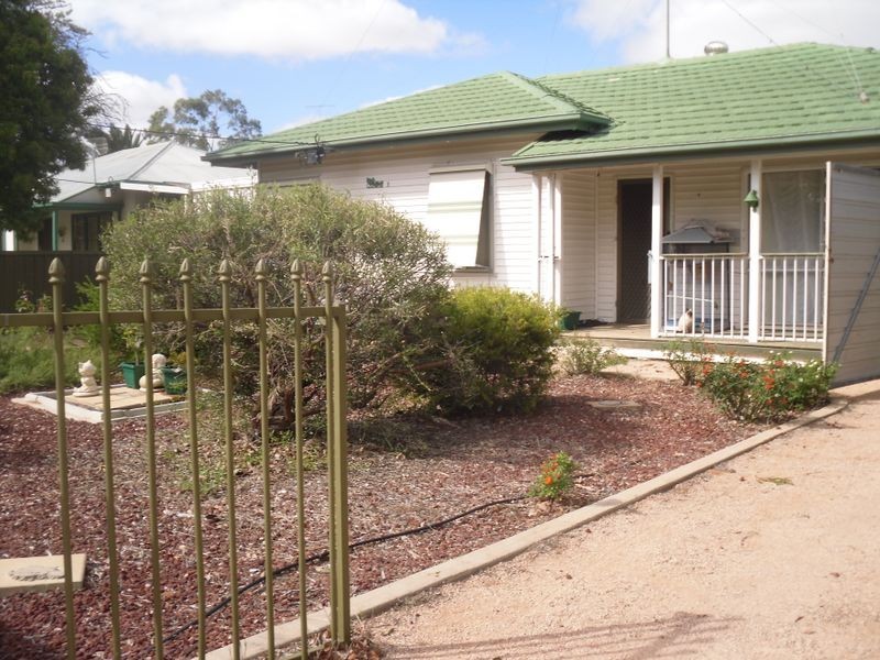 3 Coombe Street, Berri SA 5343