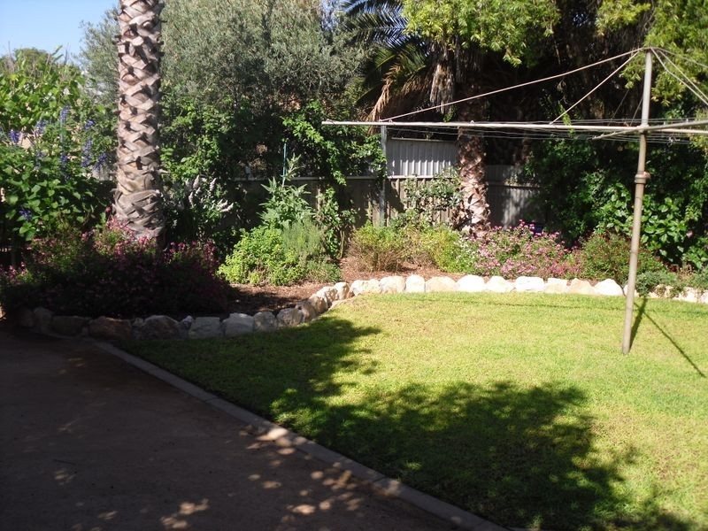 15 Coral Street, Loxton SA 5333