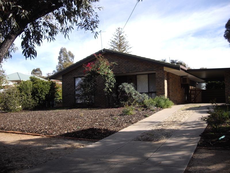15 Loader Street, Berri SA 5343