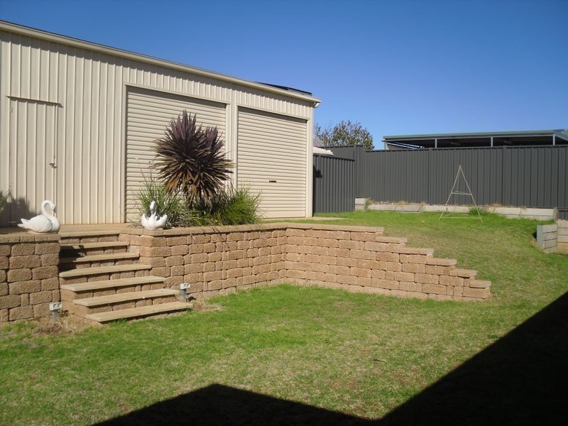 13 Nalara Street, Loxton SA 5333