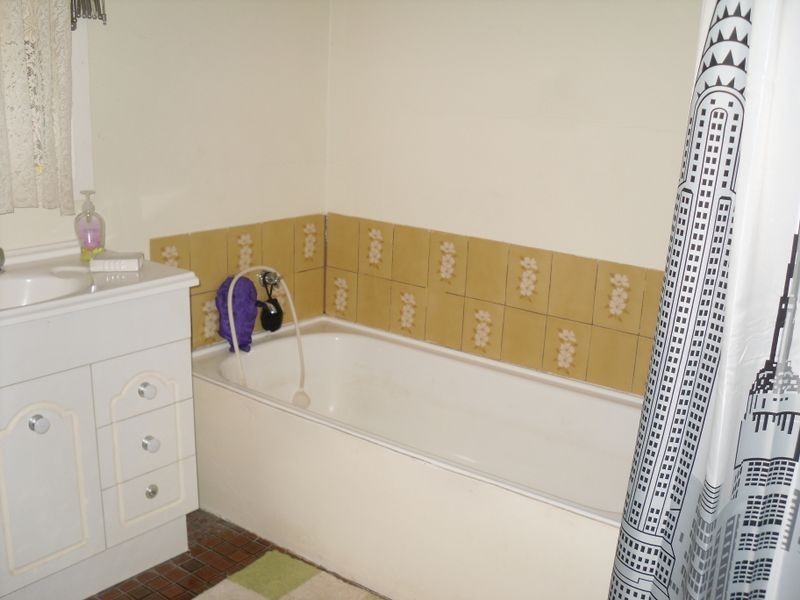 82 Gillespie Rd, Barmera SA 5345