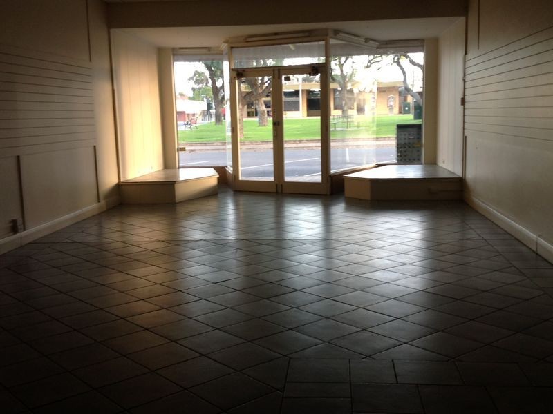 32 East Terrace, Loxton SA 5333