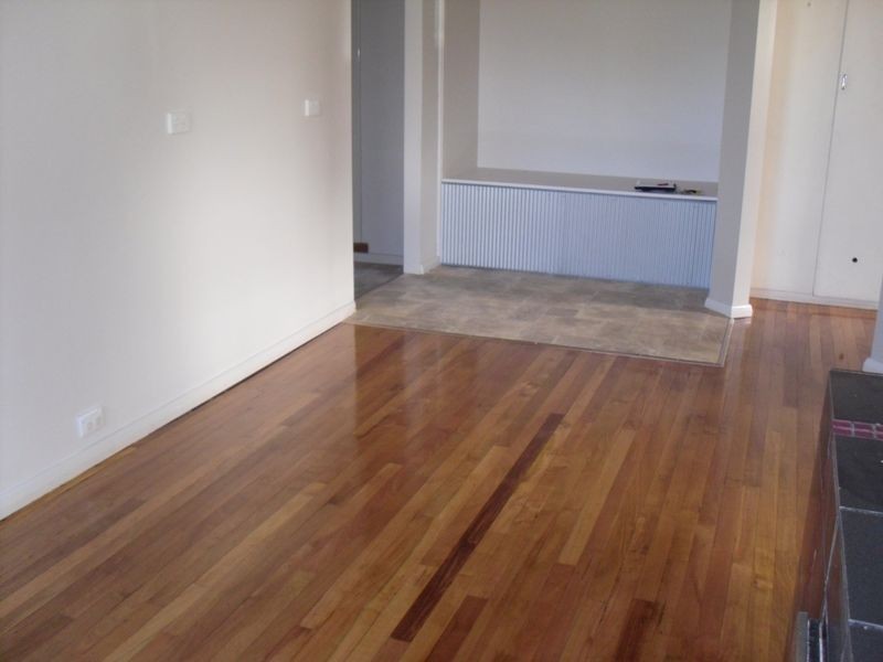 12 Cornwall Street, Berri SA 5343