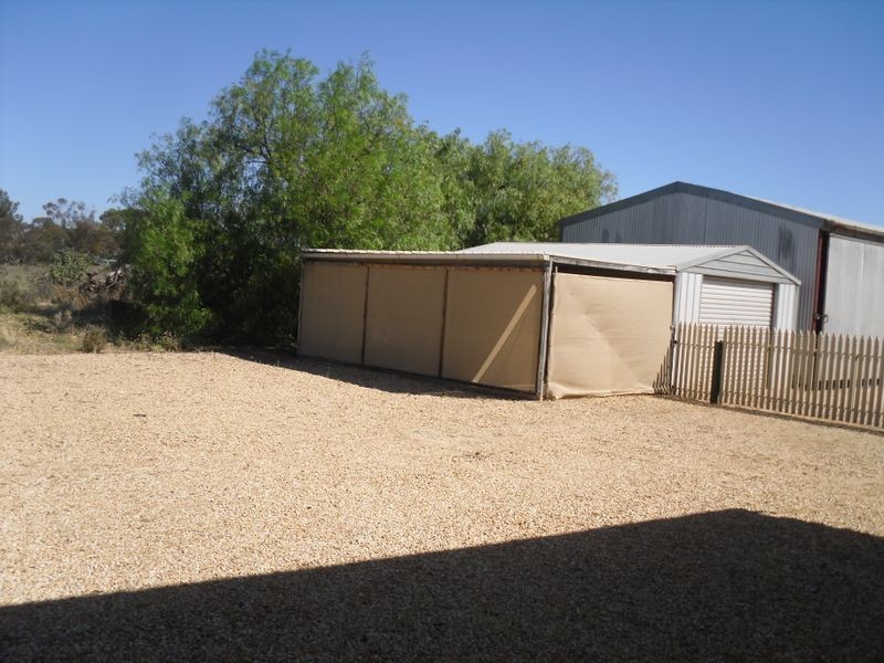 418 Sturt Hwy, Glossop SA 5344