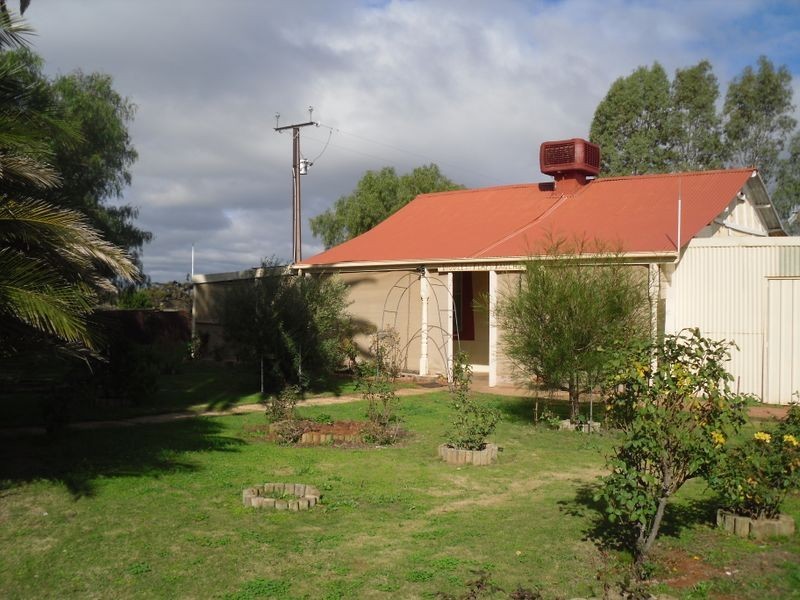 121 West Road, Glossop SA 5344