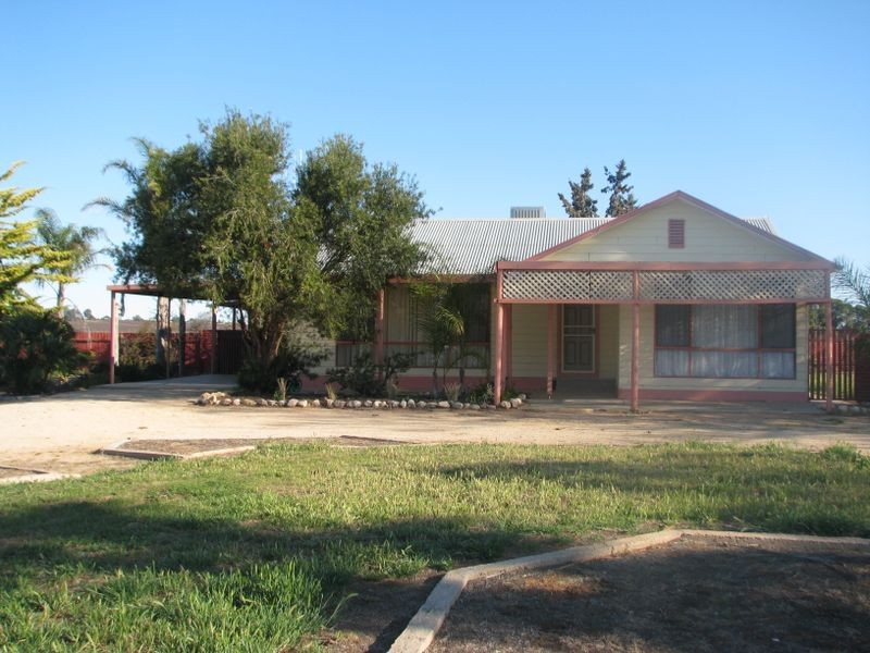 16990 Sturt Highway, Cobdogla SA 5346