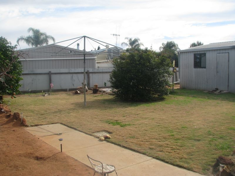 22 Banksia Street, Renmark SA 5341