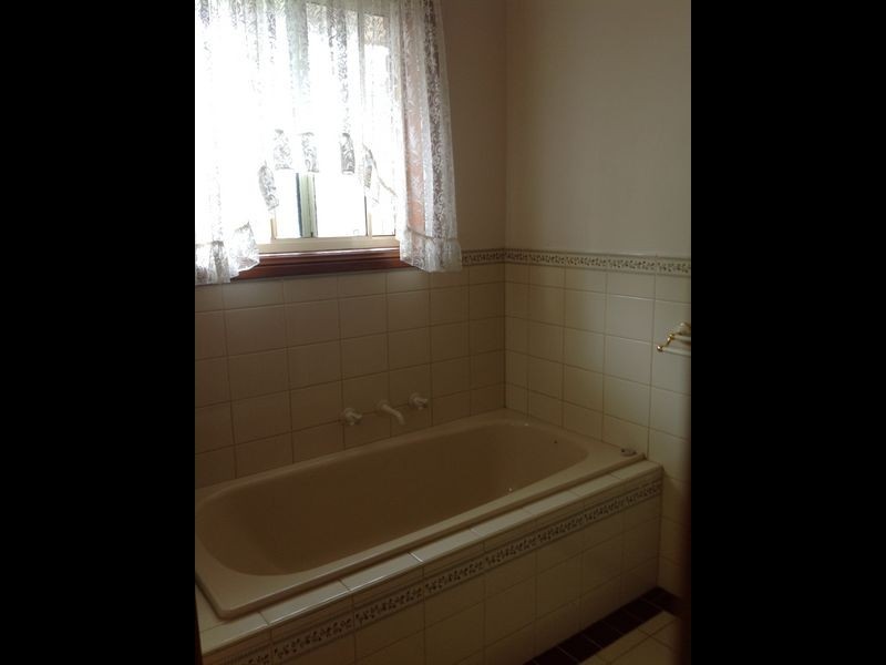 10 Railway Terrace, Renmark SA 5341