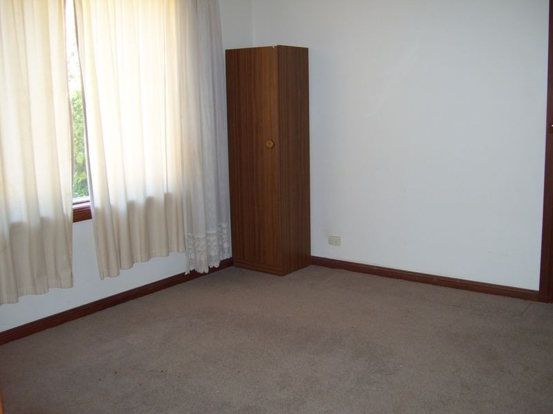 8 Fowles St, Barmera SA 5345