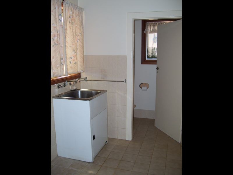 8 Fowles St, Barmera SA 5345