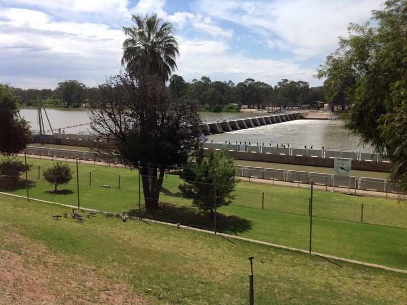 13 Rider Street, Blanchetown SA 5357