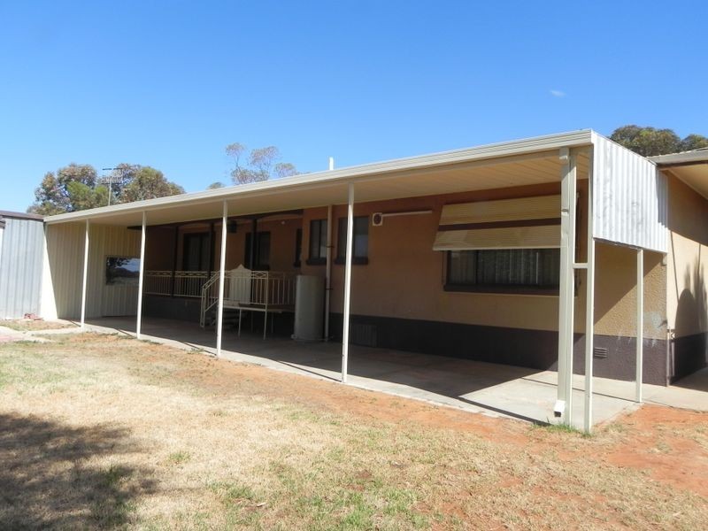 5 Links Crescent, Barmera SA 5345