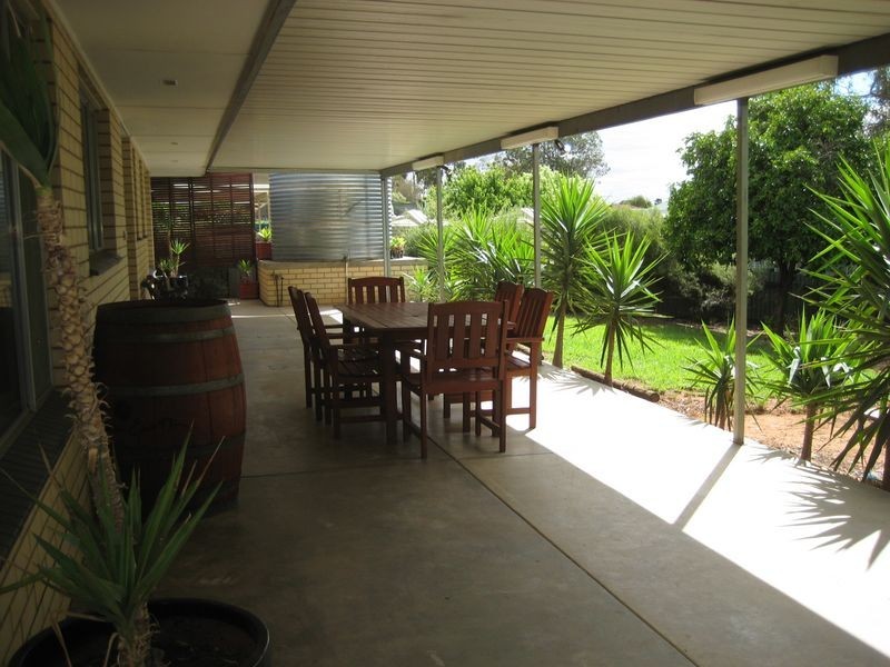 8 Aitken Street, Berri SA 5343