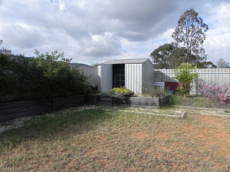 8 Tomlinson Court, Loxton SA 5333