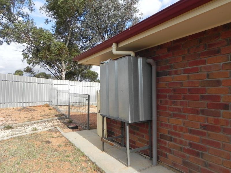 8 Tomlinson Court, Loxton SA 5333