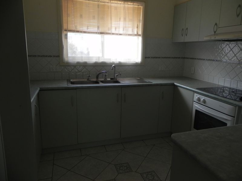 8 Tomlinson Court, Loxton SA 5333