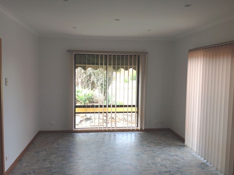 8 Trantalis Court, Loxton SA 5333