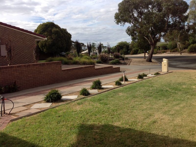 8 Trantalis Court, Loxton SA 5333